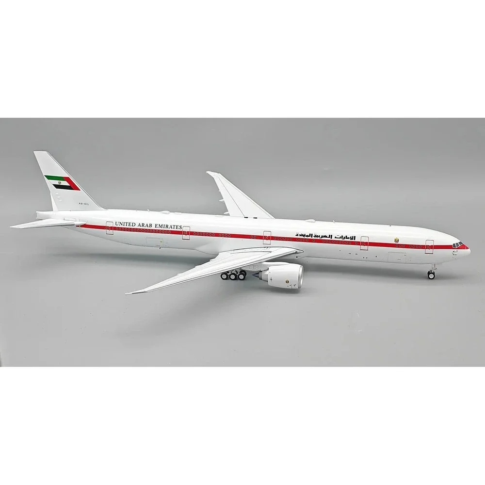 UNITED ARAB EMIRATES/B777-300ER/ A6-SIL/1:200/INFLIGHT/ IF773UAE1025/NEW/7804092